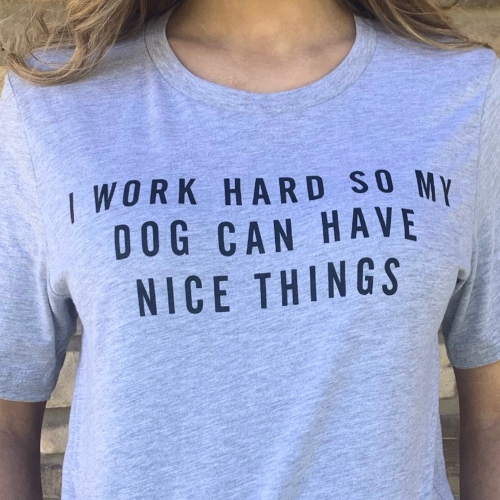 Dog Mom Graphic Tee